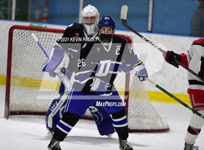 Thumbnail 1 in Darien @ Fairfield Warde/Ludlowe photogallery.