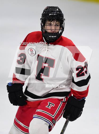 Thumbnail 1 in Darien @ Fairfield Warde/Ludlowe photogallery.