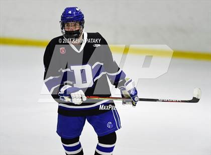 Thumbnail 2 in Darien @ Fairfield Warde/Ludlowe photogallery.