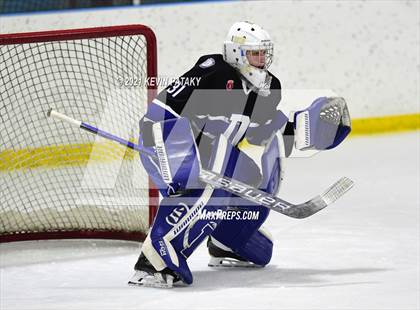 Thumbnail 3 in Darien @ Fairfield Warde/Ludlowe photogallery.
