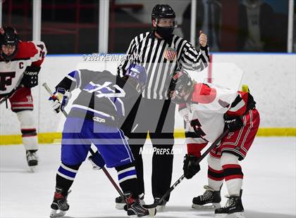 Thumbnail 2 in Darien @ Fairfield Warde/Ludlowe photogallery.