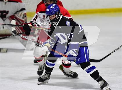 Thumbnail 3 in Darien @ Fairfield Warde/Ludlowe photogallery.