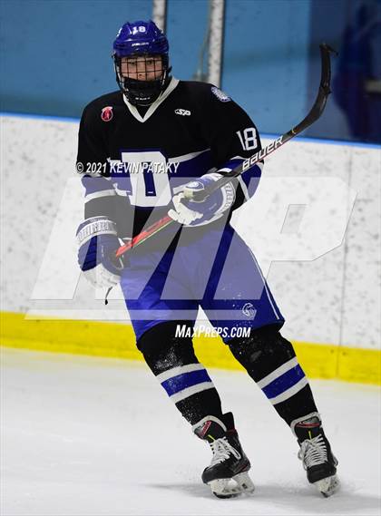 Thumbnail 2 in Darien @ Fairfield Warde/Ludlowe photogallery.