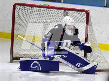 Thumbnail 1 in Darien @ Fairfield Warde/Ludlowe photogallery.