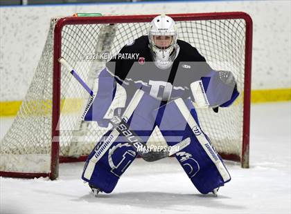 Thumbnail 1 in Darien @ Fairfield Warde/Ludlowe photogallery.
