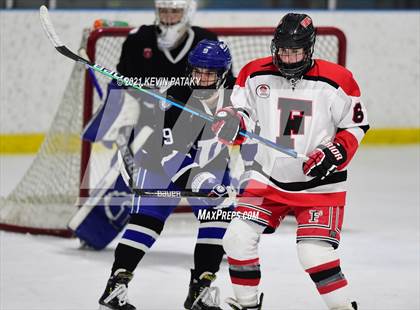 Thumbnail 3 in Darien @ Fairfield Warde/Ludlowe photogallery.
