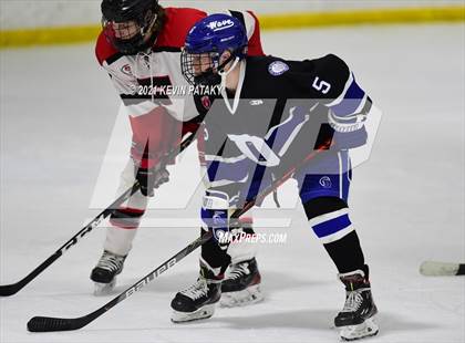 Thumbnail 3 in Darien @ Fairfield Warde/Ludlowe photogallery.