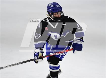 Thumbnail 3 in Darien @ Fairfield Warde/Ludlowe photogallery.