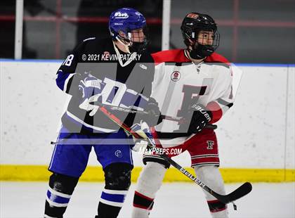 Thumbnail 3 in Darien @ Fairfield Warde/Ludlowe photogallery.