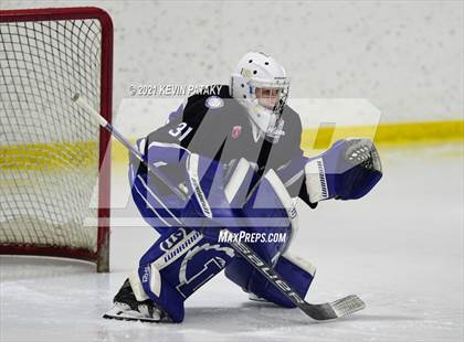 Thumbnail 1 in Darien @ Fairfield Warde/Ludlowe photogallery.