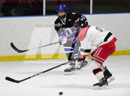 Thumbnail 3 in Darien @ Fairfield Warde/Ludlowe photogallery.