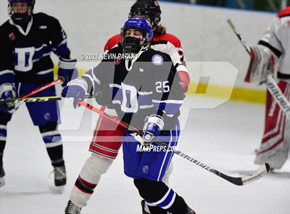 Thumbnail 3 in Darien @ Fairfield Warde/Ludlowe photogallery.