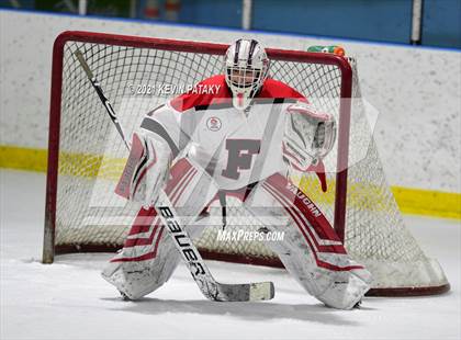 Thumbnail 1 in Darien @ Fairfield Warde/Ludlowe photogallery.