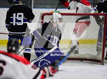 Thumbnail 1 in Darien @ Fairfield Warde/Ludlowe photogallery.