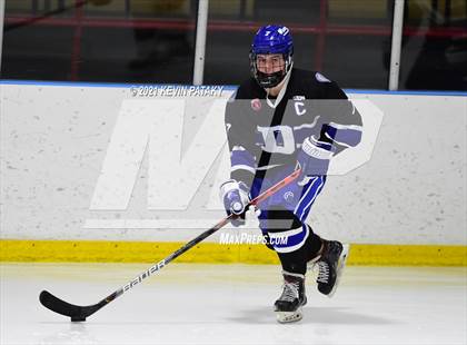 Thumbnail 2 in Darien @ Fairfield Warde/Ludlowe photogallery.