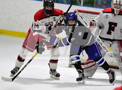 Thumbnail 1 in Darien @ Fairfield Warde/Ludlowe photogallery.