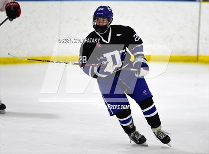 Thumbnail 2 in Darien @ Fairfield Warde/Ludlowe photogallery.