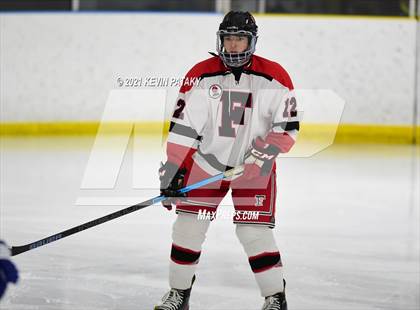 Thumbnail 3 in Darien @ Fairfield Warde/Ludlowe photogallery.