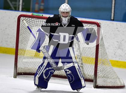 Thumbnail 1 in Darien @ Fairfield Warde/Ludlowe photogallery.
