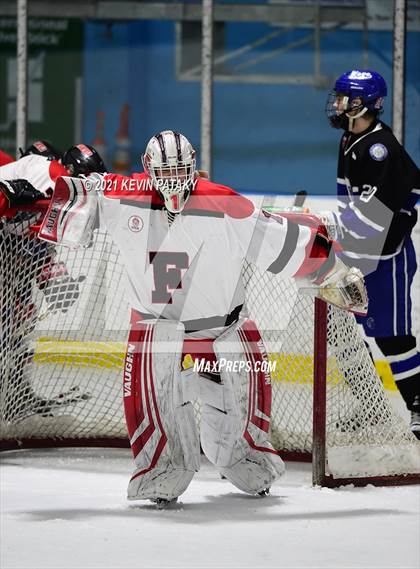 Thumbnail 2 in Darien @ Fairfield Warde/Ludlowe photogallery.