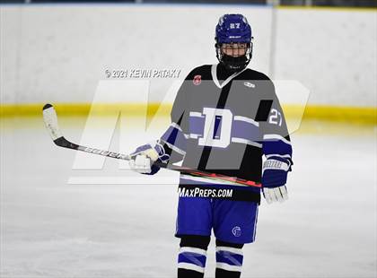Thumbnail 1 in Darien @ Fairfield Warde/Ludlowe photogallery.