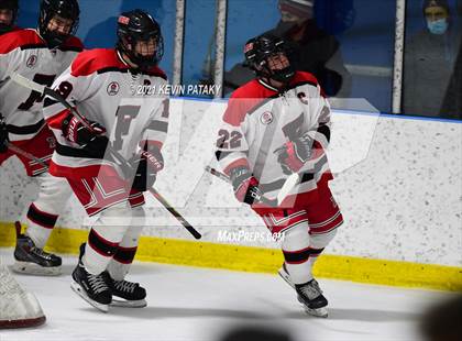 Thumbnail 3 in Darien @ Fairfield Warde/Ludlowe photogallery.