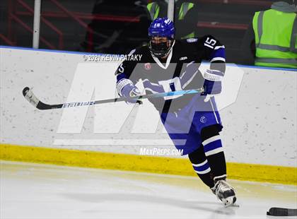 Thumbnail 1 in Darien @ Fairfield Warde/Ludlowe photogallery.