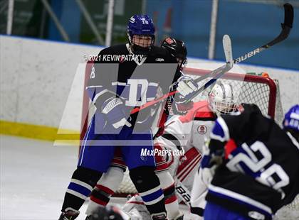 Thumbnail 2 in Darien @ Fairfield Warde/Ludlowe photogallery.