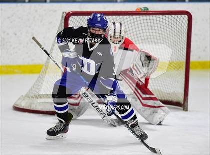 Thumbnail 1 in Darien @ Fairfield Warde/Ludlowe photogallery.