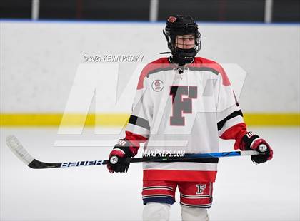 Thumbnail 3 in Darien @ Fairfield Warde/Ludlowe photogallery.
