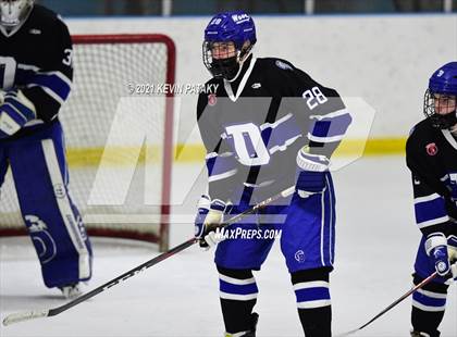 Thumbnail 1 in Darien @ Fairfield Warde/Ludlowe photogallery.
