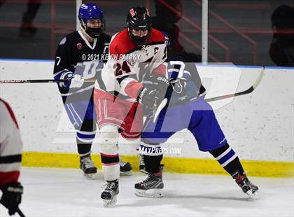 Thumbnail 1 in Darien @ Fairfield Warde/Ludlowe photogallery.