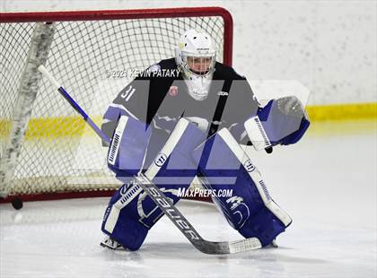 Thumbnail 2 in Darien @ Fairfield Warde/Ludlowe photogallery.