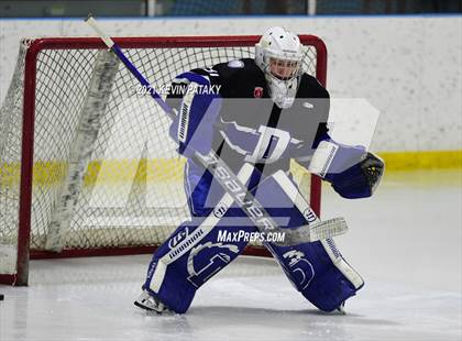 Thumbnail 3 in Darien @ Fairfield Warde/Ludlowe photogallery.