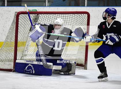 Thumbnail 2 in Darien @ Fairfield Warde/Ludlowe photogallery.