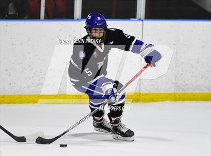 Thumbnail 2 in Darien @ Fairfield Warde/Ludlowe photogallery.