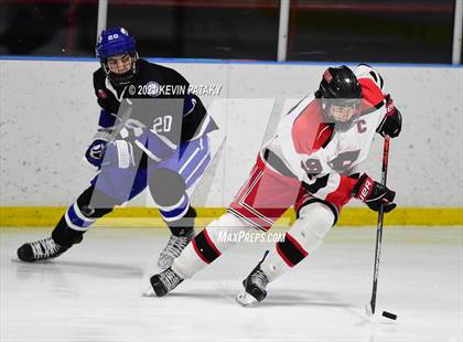 Thumbnail 3 in Darien @ Fairfield Warde/Ludlowe photogallery.