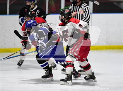 Thumbnail 2 in Darien @ Fairfield Warde/Ludlowe photogallery.