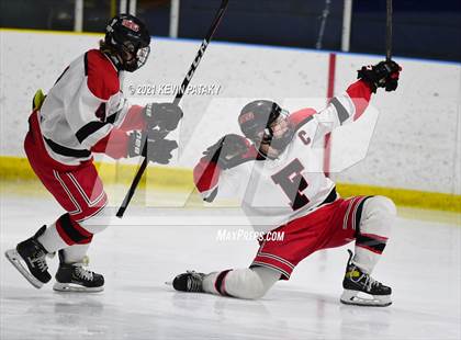Thumbnail 2 in Darien @ Fairfield Warde/Ludlowe photogallery.
