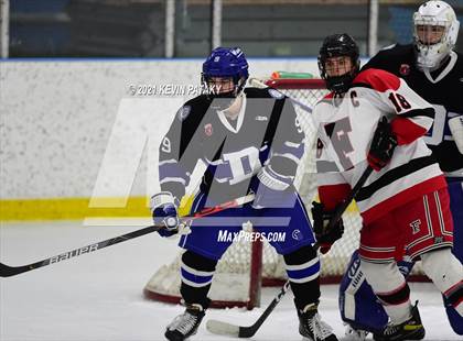 Thumbnail 3 in Darien @ Fairfield Warde/Ludlowe photogallery.