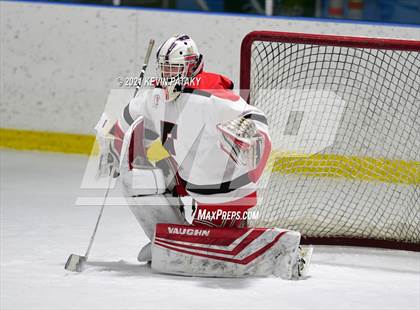 Thumbnail 1 in Darien @ Fairfield Warde/Ludlowe photogallery.