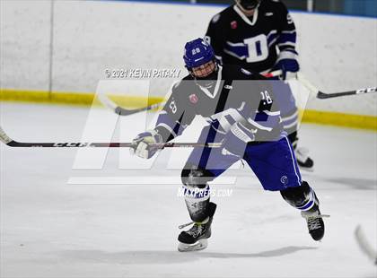 Thumbnail 1 in Darien @ Fairfield Warde/Ludlowe photogallery.