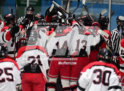 Thumbnail 2 in Darien @ Fairfield Warde/Ludlowe photogallery.