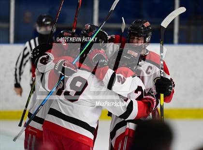 Thumbnail 2 in Darien @ Fairfield Warde/Ludlowe photogallery.