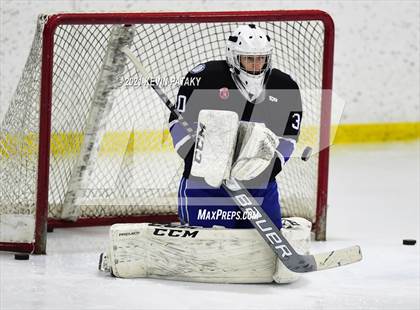 Thumbnail 2 in Darien @ Fairfield Warde/Ludlowe photogallery.