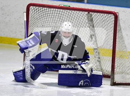 Thumbnail 3 in Darien @ Fairfield Warde/Ludlowe photogallery.