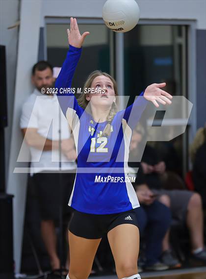 Thumbnail 3 in Indian Rocks Christian vs. St. John Lutheran photogallery.