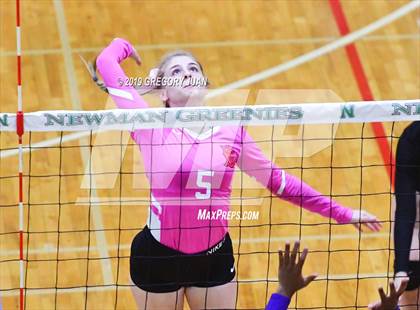 Thumbnail 1 in Belle Chasse vs Warren Easton (Newman Tournament) photogallery.