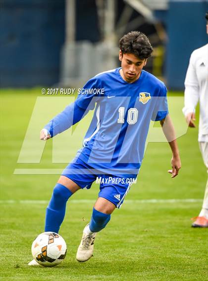 Thumbnail 2 in San Pasqual vs. Patrick Henry photogallery.