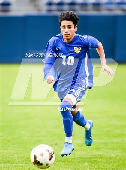 Thumbnail 3 in San Pasqual vs. Patrick Henry photogallery.
